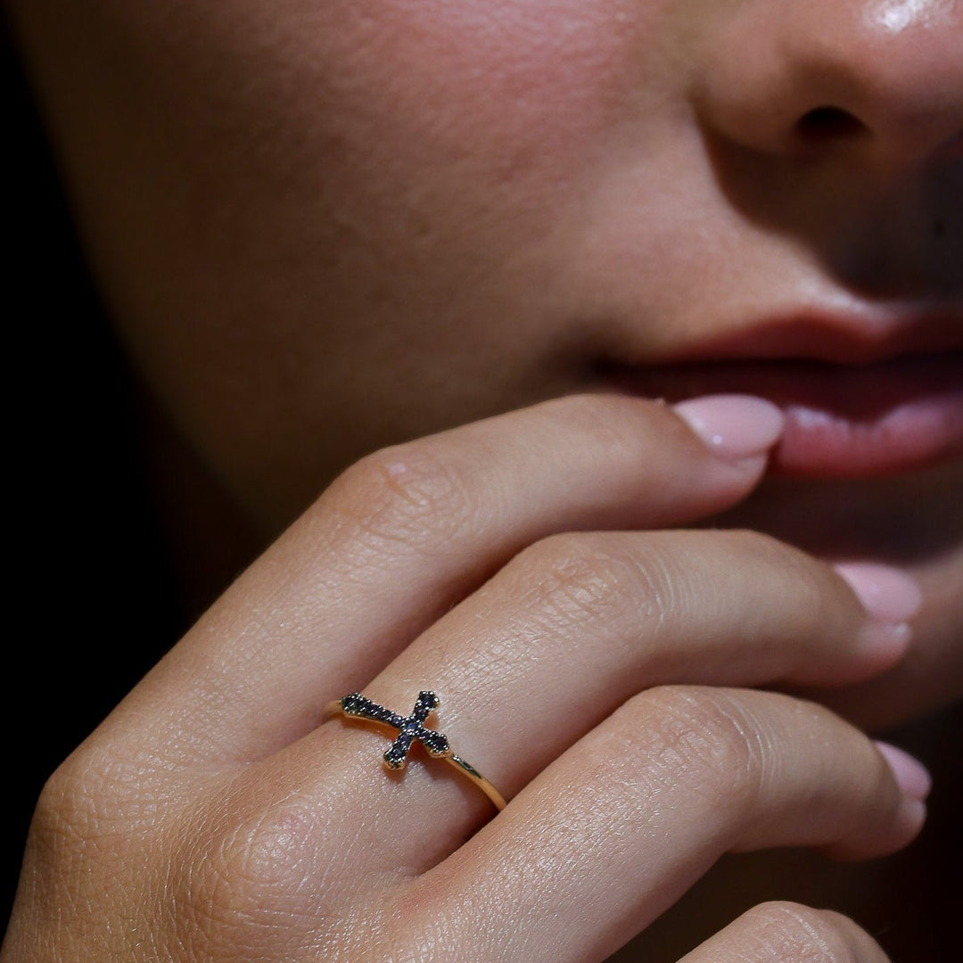 YELLOW GOLD BAROQUE RING