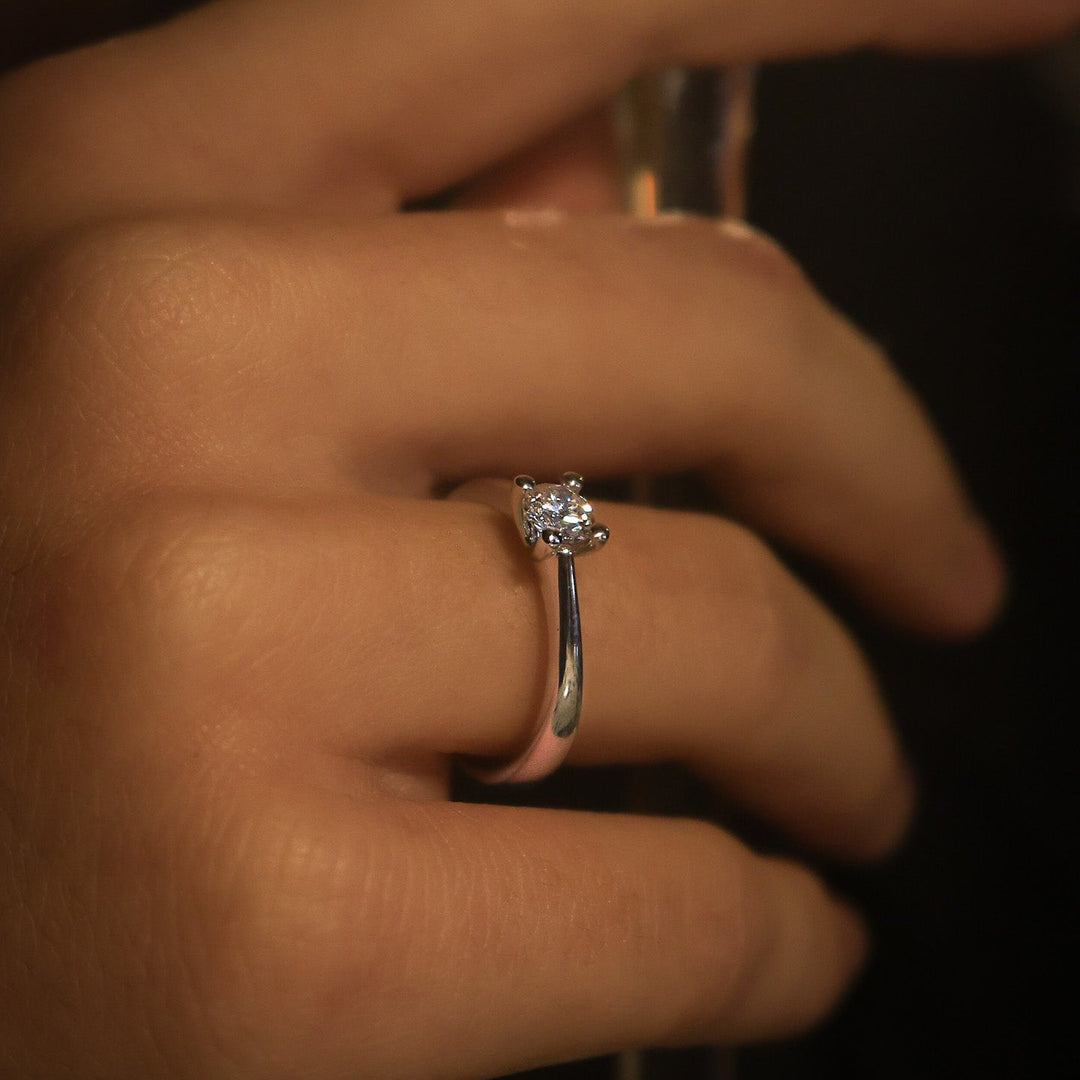 ANELLO SOLITARIO DIAMANTE ORO BIANCO