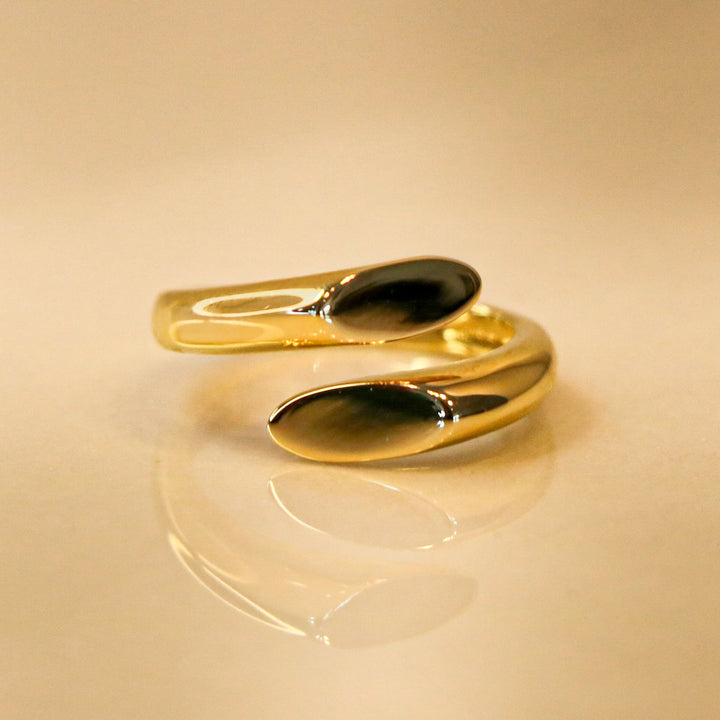 COBRA RING YELLOW GOLD