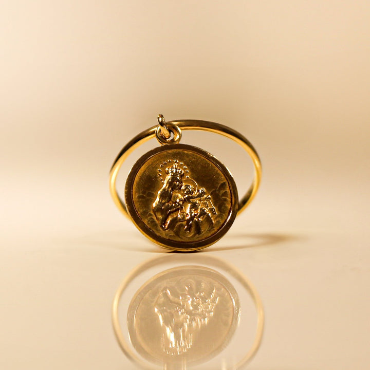 RING VIRGIN AND CHILD MEDALLION YELLOW GOLD